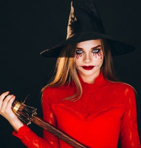 Adevar sau provocare de Halloween